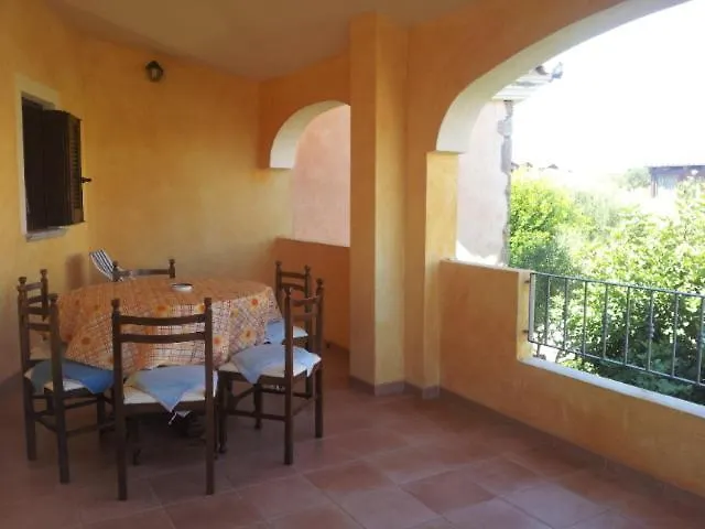 B1 Lu Maestrali 1Piano Apartment Monte Petrosu Italy