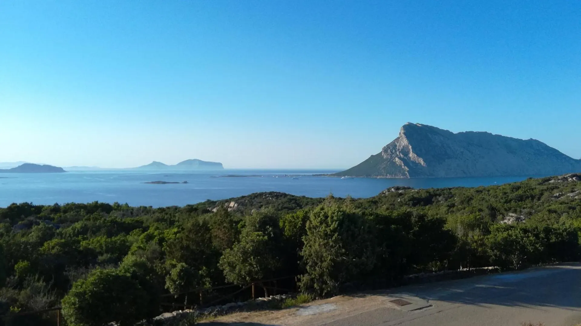 B1 Lu Maestrali 1Piano Apartment Monte Petrosu Italy